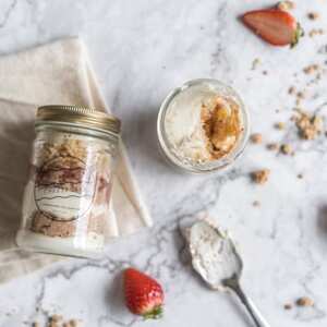 レイヤーチーズケーキ 6個セット コーヒー・苺【配送不可地域:離島】【1499549】