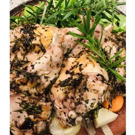 兎龍月夜　もも1本　200g前後_肉   _【配送不可地域：離島】【1418192】