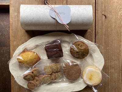 季節の素材を使った無添加焼き菓子詰め合わせセット【Sサイズ(ケーキ菓子3個・クッキー菓子4個)】