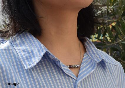 あこや黒染め真珠5個付きネックレス(シルバー)