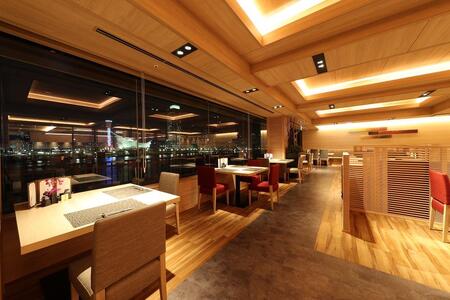 【神戸みなと温泉 蓮】平休日1泊2食付 ペア宿泊券《シーサイドデラックス和洋室》