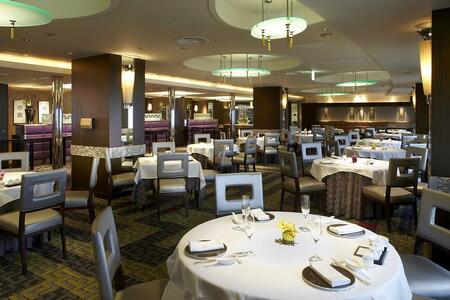 【日本料理「神戸たむら」または中国レストラン「聚景園」（神戸ポートピアホテル）】ペアディナー食事券