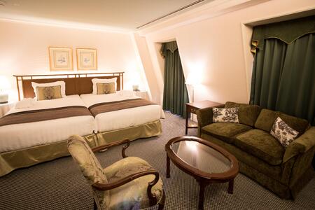 【神戸北野ホテル】平休日1泊朝食付 ペア宿泊券《スタンダードツイン》