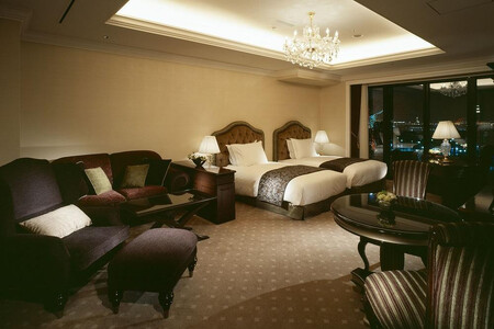 【高島屋選定品】「ホテル ラ・スイート神戸ハーバーランド 」ご利用券 5千円分 (1,000円券×5枚)