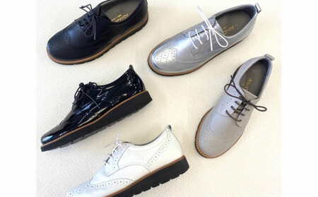 軽量メダリオンシューズ 22.0~24.5cmまで