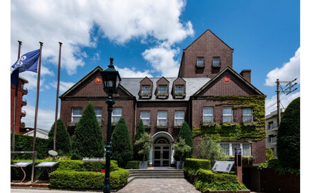 【ダイニング　イグレック（神戸北野ホテル）】ペア食事券《ナイトスイーツビュッフェ》