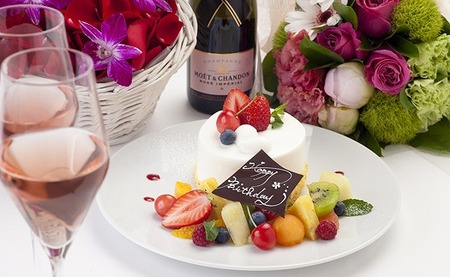 「ホテル ラ・スイート神戸ハーバーランド」ホテルで記念日を スイートアニバーサリーステイプラン