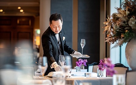 「ホテル ラ・スイート神戸ハーバーランド」 神戸牛を愉しむレストランご利用券(ランチ、ディナー2名様)