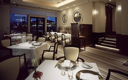 「ホテル ラ・スイート神戸ハーバーランド」 神戸牛を愉しむレストランご利用券(ランチ、ディナー2名様)