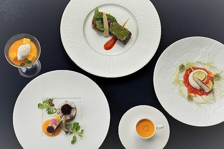 フランス料理付きコンチェルトクルージングチケット（ランチ）