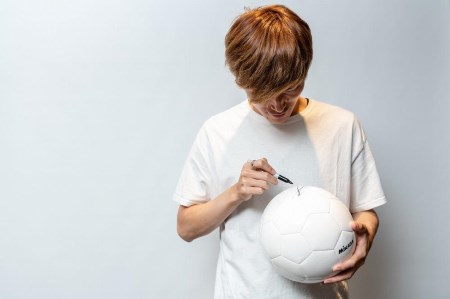 無料長期保証 ふるさと納税 サッカー日本代表古橋亨梧選手の直筆サイン入り 5号球サッカーボール ブランドショッパー付き Albaraka Com Sd