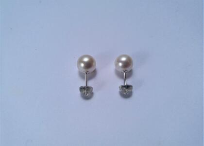 特選 アコヤ真珠ピアス