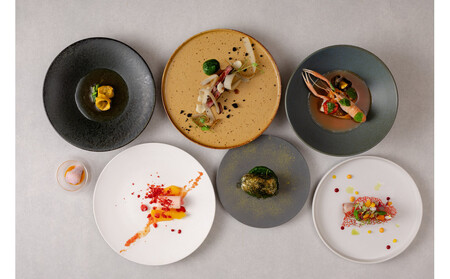 地元食材をスパニッシュイタリアン料理で味わう 『レストラングリルテーブル』ディナーペアチケット