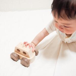 桧のおもちゃ　アイコニー　オルゴールカー IKONIH　Music Car