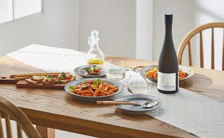 白鶴 翔雲 純米大吟醸 自社栽培 「白鶴錦」 720ml瓶 【化粧箱入】