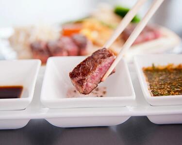 ビフテキのカワムラ 神戸ビーフロースステーキ300gセット