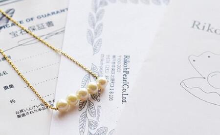 淡水本真珠5個付きネックレス／ゴールド　　