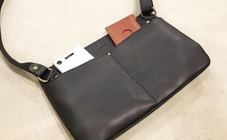 【alto.】スマートショルダーバッグ/サコッシュ (L)AKEB-3103(ブラック)