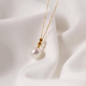 【鞠】シロチョウパール（南洋 白蝶真珠） 10mm ショートオーバル サファイア K18 イエローゴールド ペンダントトップ