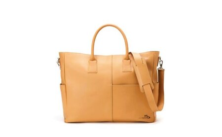 A4サイズでビジネスに使える本革トートバッグ 全5色 ファッション かばん ブラック