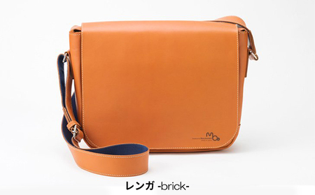 バッグ シンプルな 本革 メッセンジャーバッグ A4 全4色 ビジネス カバン 鞄 ショルダー ビジネスバッグ 革 レンガ