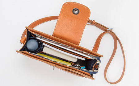 ビジネスに使える本革ショルダーバッグ（B5サイズ）全4色 カバン ファッション バッグ  チャコールグレー