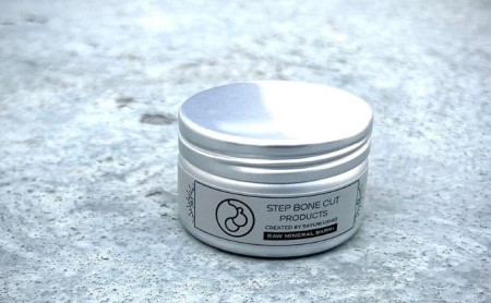 「SBCP 生ミネラルバーム＋」 33ml 美容 ヘアケア カラーケア ボディ シアバター 