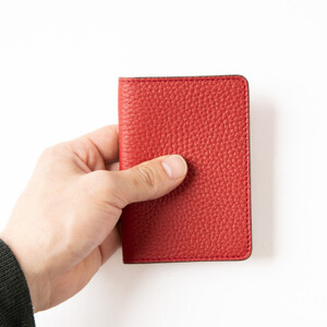 HEDGE　たつの市産牛革を使った免許用カードケース(レッド)1個【1259423】