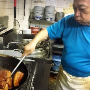 創業大正元年　大貫本店　やきぶた　　　　約260g×4食+追加大貫スープ×1個付き【配送不可地域：離島】【1283199】