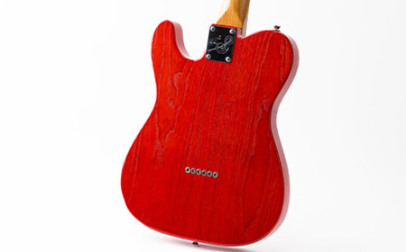 ニッカ モルトグレーン キタキツネの親子　ヒグマの戦い　響ギター型 NAMM2017:エレキギター】Schecter、”Al Jourgensen”、”Abbath Doom