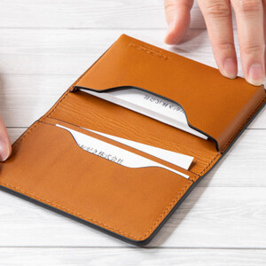 国産本革の名刺入れ(ブラウン)たつの市産染料仕上げの牛革で風合い抜群　HEDGE【1329285】