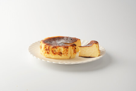 お肉屋さんがつくるチーズケーキ