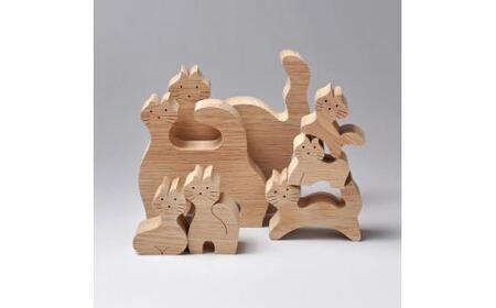 小黒三郎の組み木「ネコの家族」