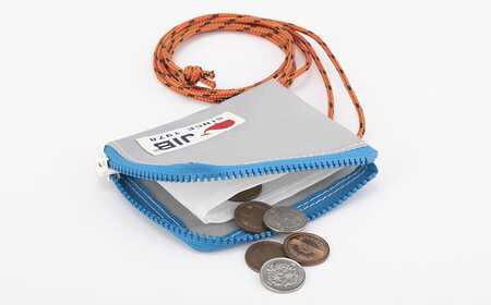 マイクロクラッチ財布(グレー×ロケットブルーファスナー)