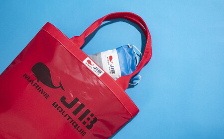 バケツトートM(レッド)とバリットポシェットS(お楽しみカラー)セット