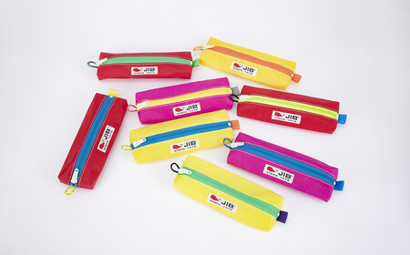 バケツトートS(レッド)とペンケースM(お楽しみカラー)セット