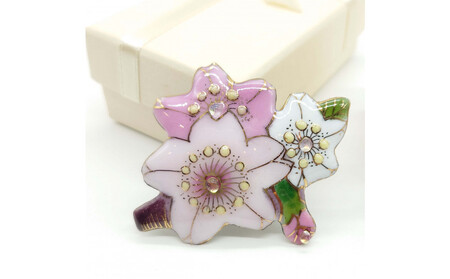 金彩無線七宝焼 桜のブローチ　[西宮100周年ラベル]