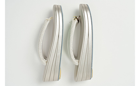 ぞうり 草履 シルバーの台 組織の花緒 三段 Lサイズ お着物に きもの 和装 履物 24.5センチ 疲れにくい 入学 卒業 結婚式 式典 セレモニ 篠原縫製