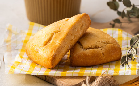 グルテンフリー 低糖質スイーツ 有機ココナッツプロテインスコーン 8個 / スイーツ マフィン 低糖質 ダイエット 朝食 お菓子 焼菓子 糖質オフ 個包装 ギフト（小麦粉・砂糖・トランス脂肪酸・人工甘味料・不使用）【LowCarbHouse 】