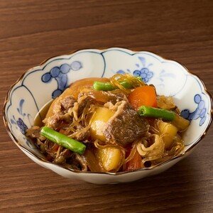 【神戸菊水】国産黒毛和牛100％！贅沢牛丼の具×2(計4食分)《 牛丼 牛丼の具 黒毛和牛使用 簡単飯 アレンジ自在 》【2401I15908】