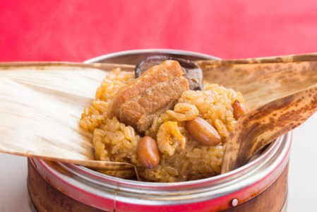 【点心2種】台湾ちまき(3個)&シュウマイ(4個) 手づくりセット ~地元で大人気の「笑仁。」の逸品~(10-102)