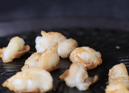 【国産黒毛和牛】特選ホルモン780g　260g×3パック 小分け (10-67)