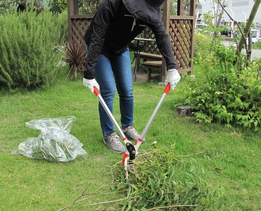 ふるさと納税限定！太枝切鋏と雑草スクレーパーの秀逸道具セット