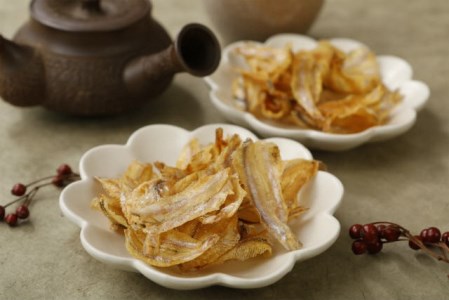 カリっと旨いわし　200g×3個