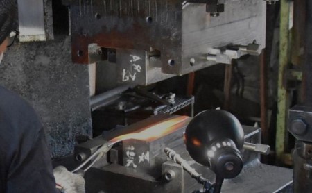 鋏政宗 75mm 植木鋏 青紙 ネジ式 園芸用品 雑貨 園芸用ハサミ 造園 園芸 自社 鍛造 焼き入れ 切れ味 耐久性 植木用 