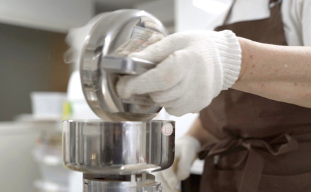 【ふるさと納税】 原木 椎茸 パウダー 健康 活力 元気 便利 産地 特産 しいたけ シイタケ パウダー 調味料 食品 ギフト  ふるさと納税 ふるさと 人気 おすすめ 送料無料 兵庫県 三田市 [3d28bae310003]