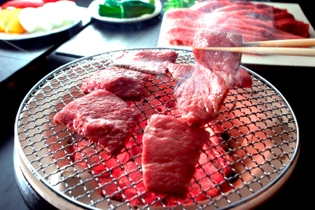 神戸牛 三田屋総本家 ギフト セット ハム ウインナー 神戸ビーフ HNK-13 [アピデ 兵庫県 三田市 3d28bga670001]