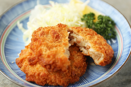 神戸ビーフ コロッケ 計560g(70g×4個入×2p) [三田屋総本家 兵庫県 三田市 3d28bae570023] 