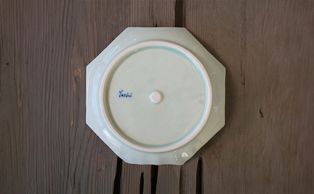 お皿 1枚 青瓷 八角鎬皿 単品 電子レンジ対応 食洗機対応 皿 食器 陶器 おしゃれ 八角皿 青磁 プレート 中皿