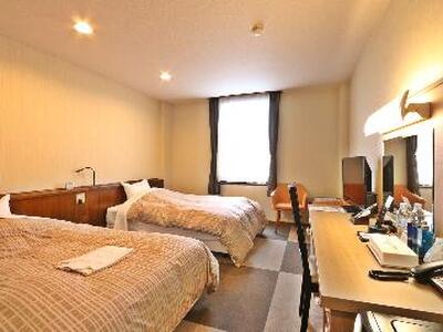 丹波ささやまホロンピアホテル　ペア洋室ツイン１泊２食　冬季限定ぼたん鍋会席（生ビール１杯無料）宿泊券 